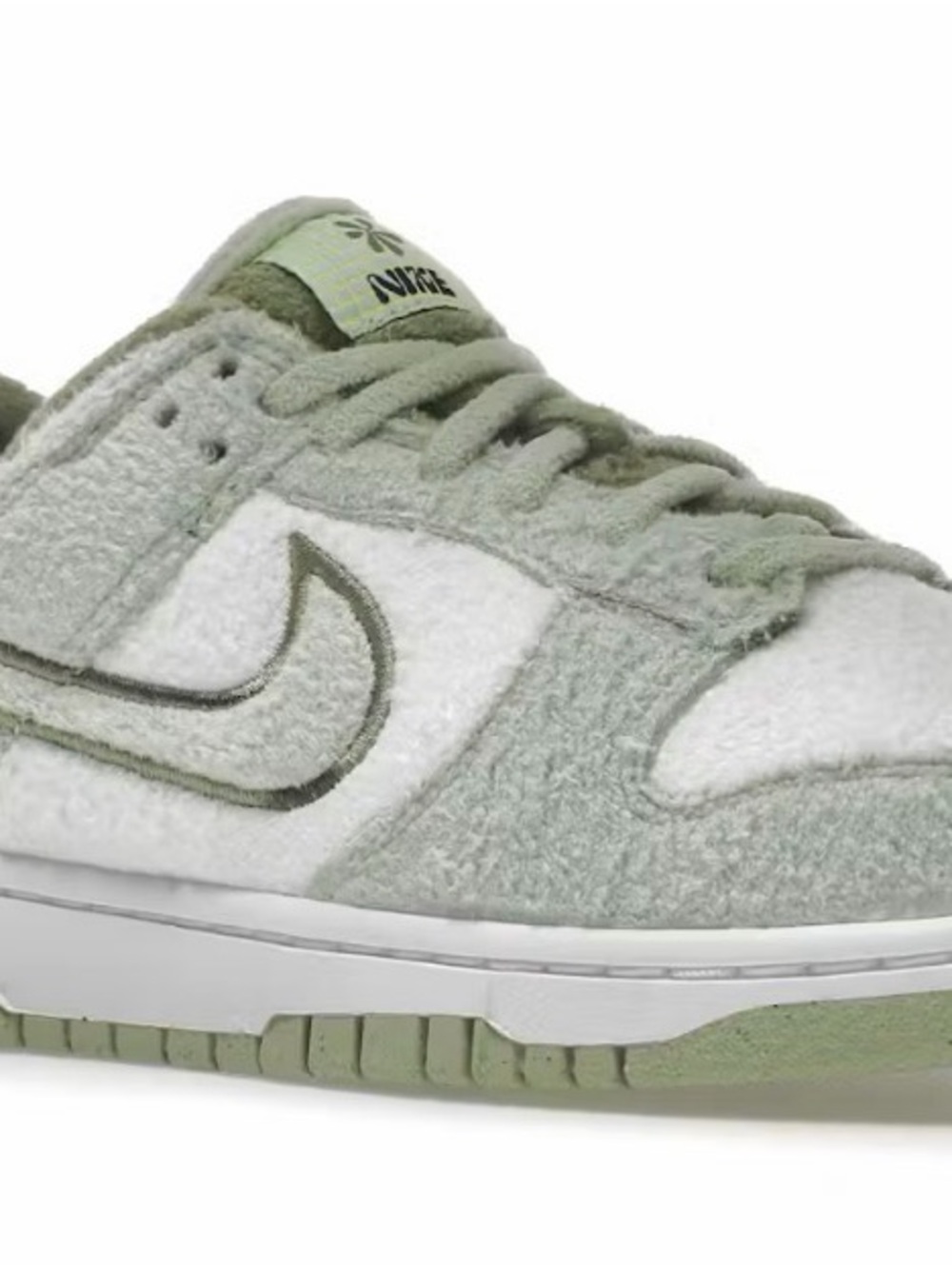 Nike Dunk Low SE
Fleece Pack Honeydew (Women's)